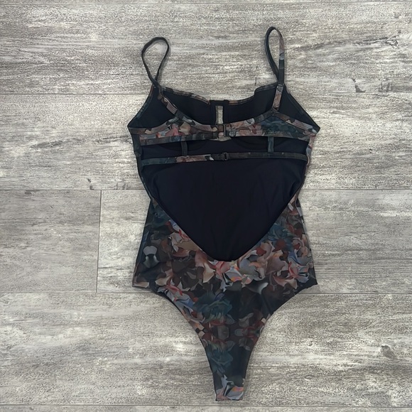NWT Tavik One-Piece Swimsuit Bathing Suit - Picture 8 of 12